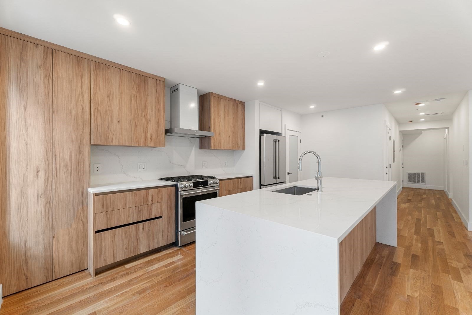 6 Devine Way Unit 2, South Boston, Boston, MA 02127