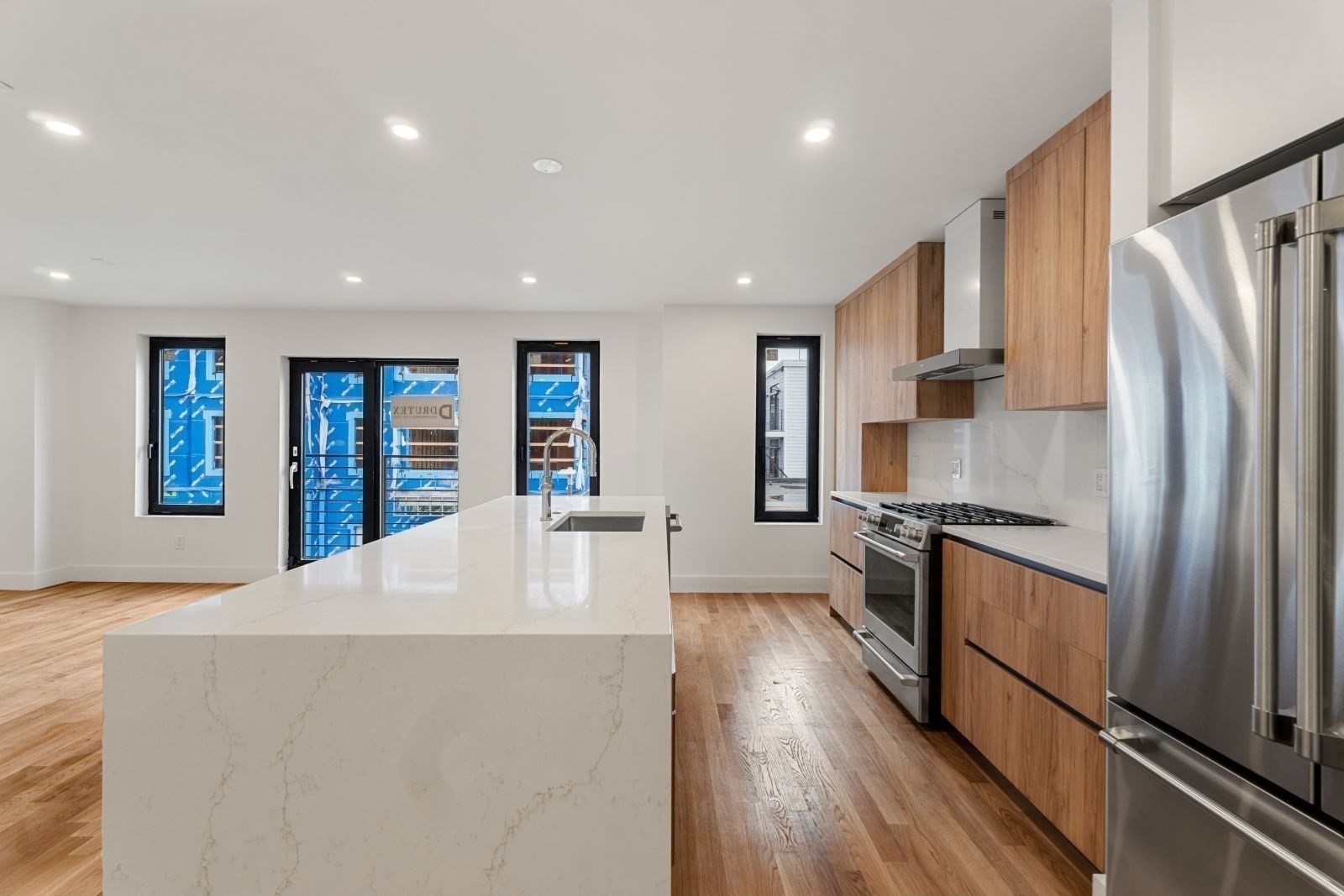 6 Devine Way Unit 2, South Boston, Boston, MA 02127 - Image 3