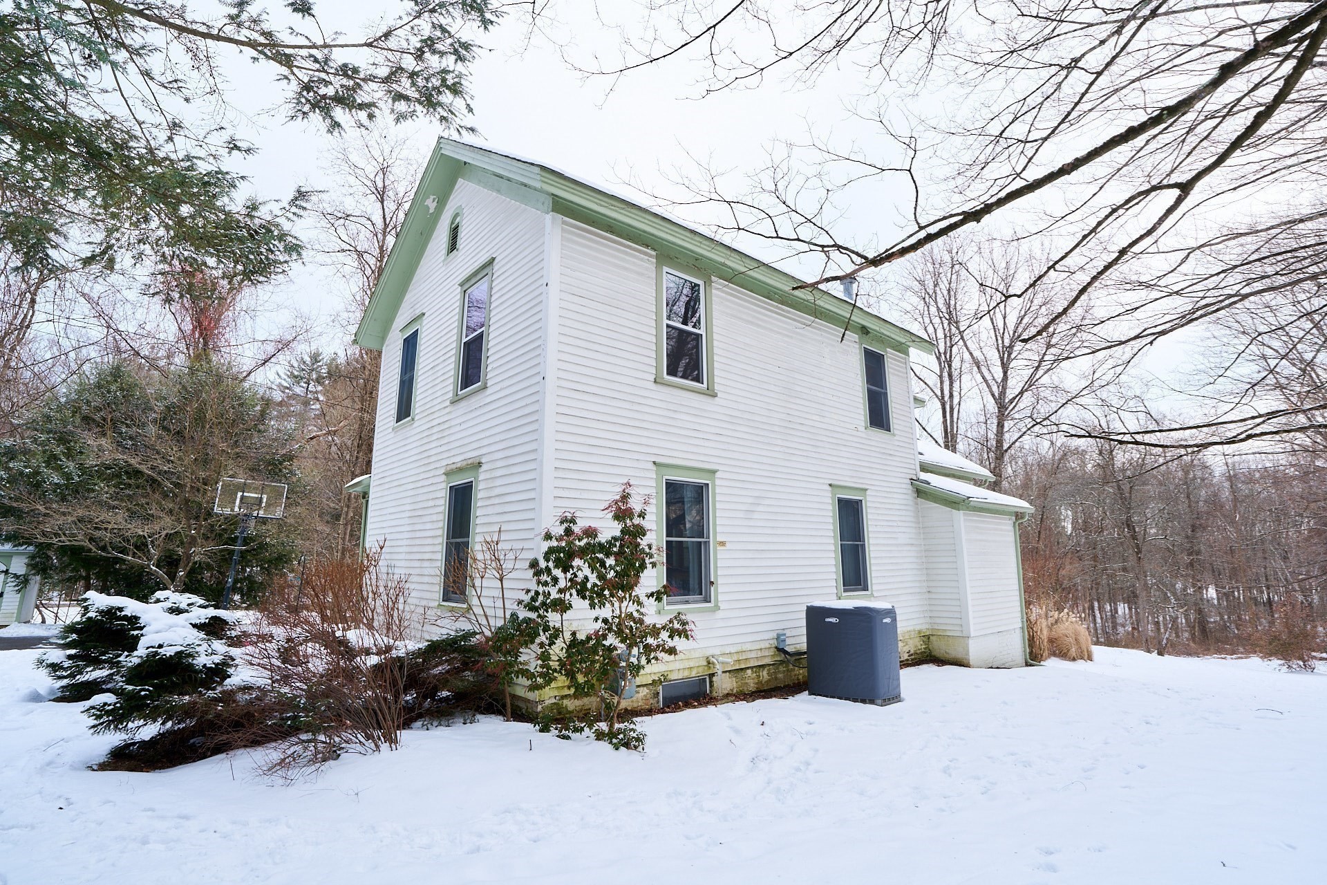 53 East Center Street, Northampton, MA 01053 - Image 37