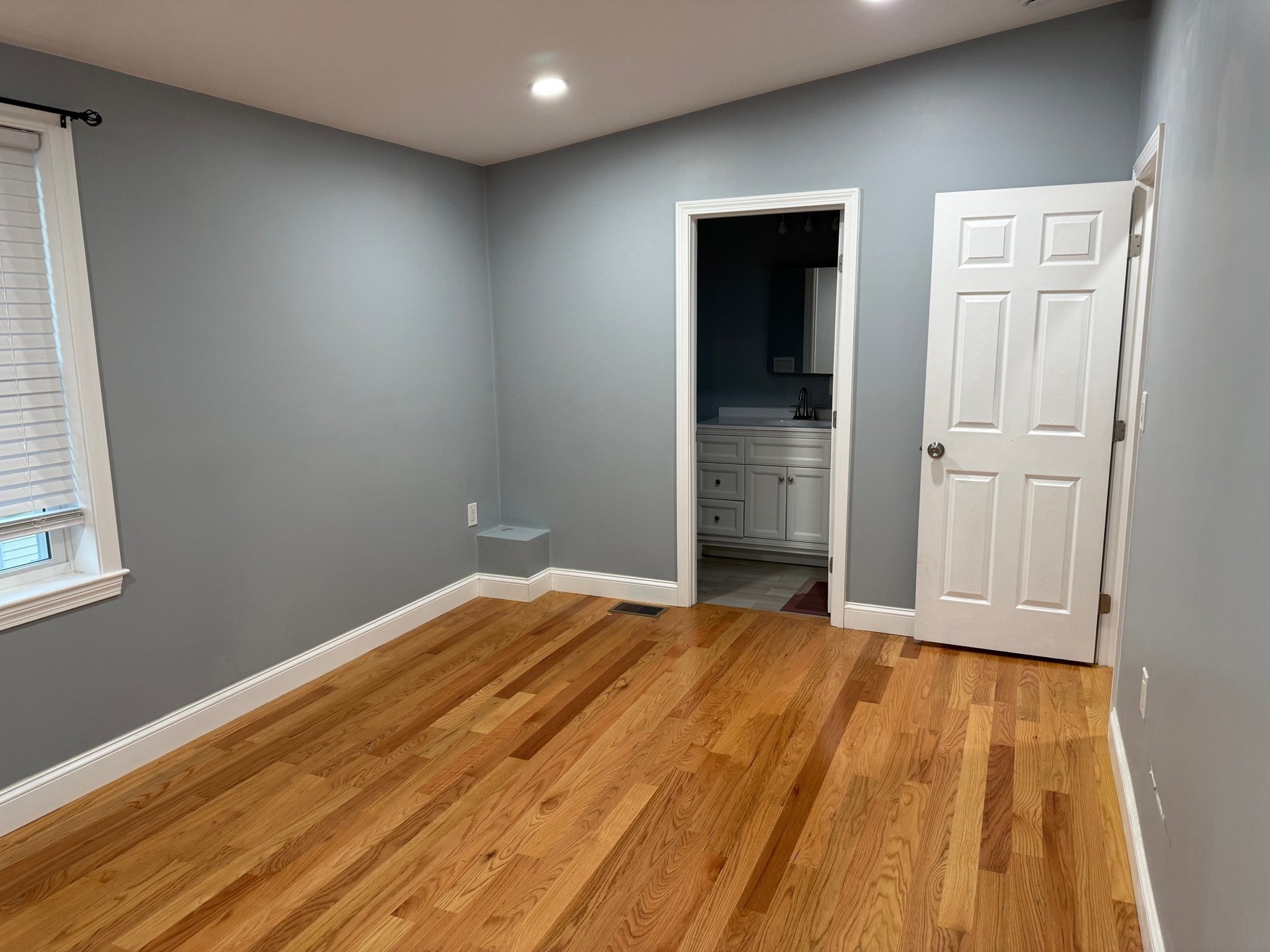 197 Hobart, Quincy, MA 02170 - Image 7