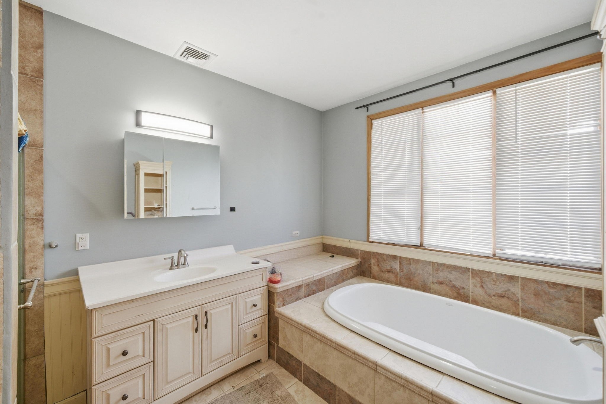 46 Lilac Ave, Somerset, MA 02726 - Image 24