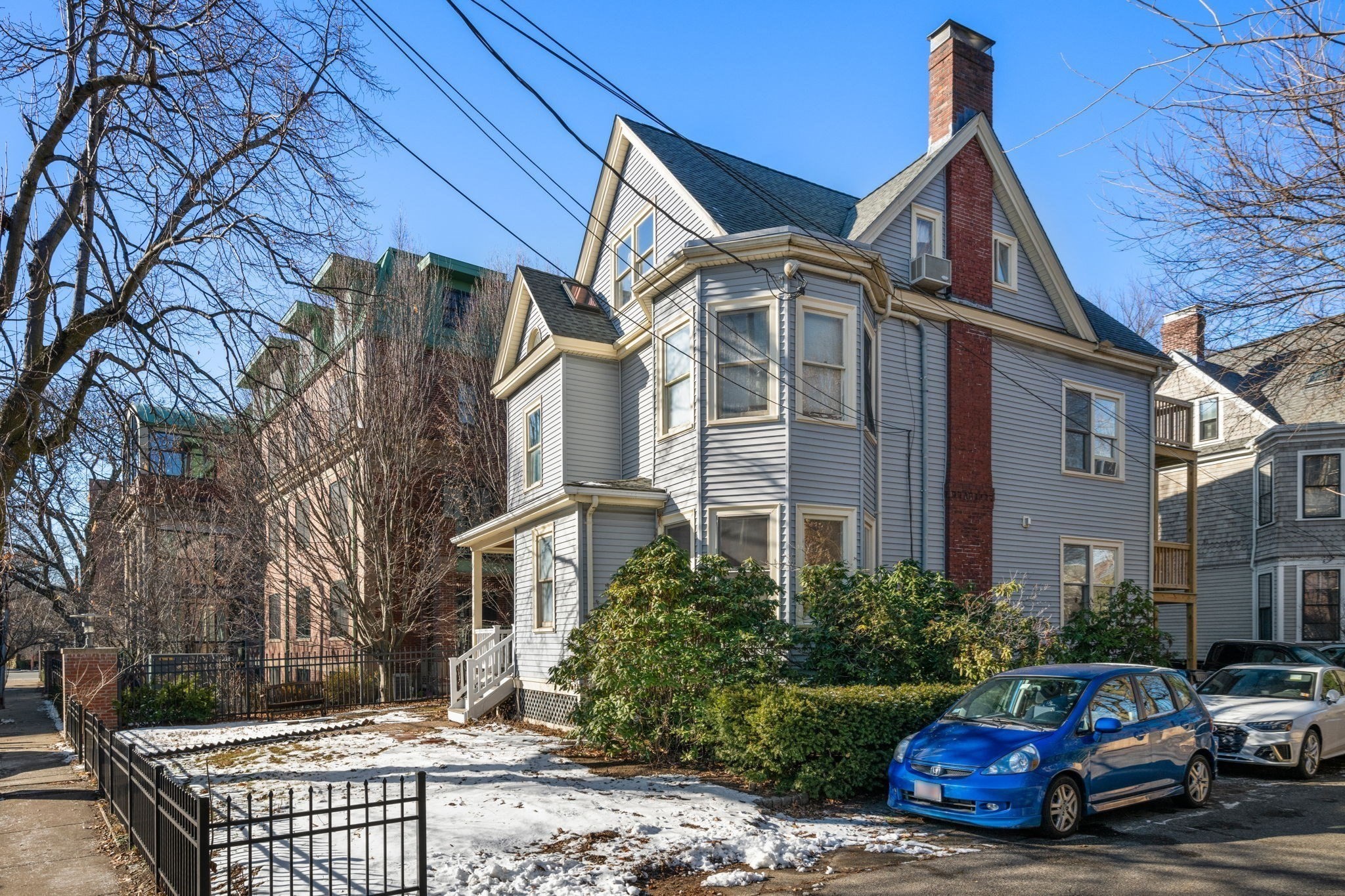 7 Russell Street Unit 1, Cambridge, MA 02140 - Image 2