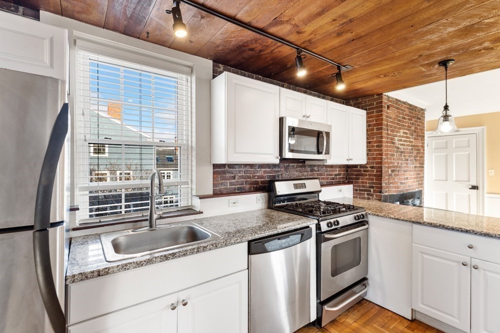 14 Mall Street Unit B, Salem, MA 01970 - Image 12