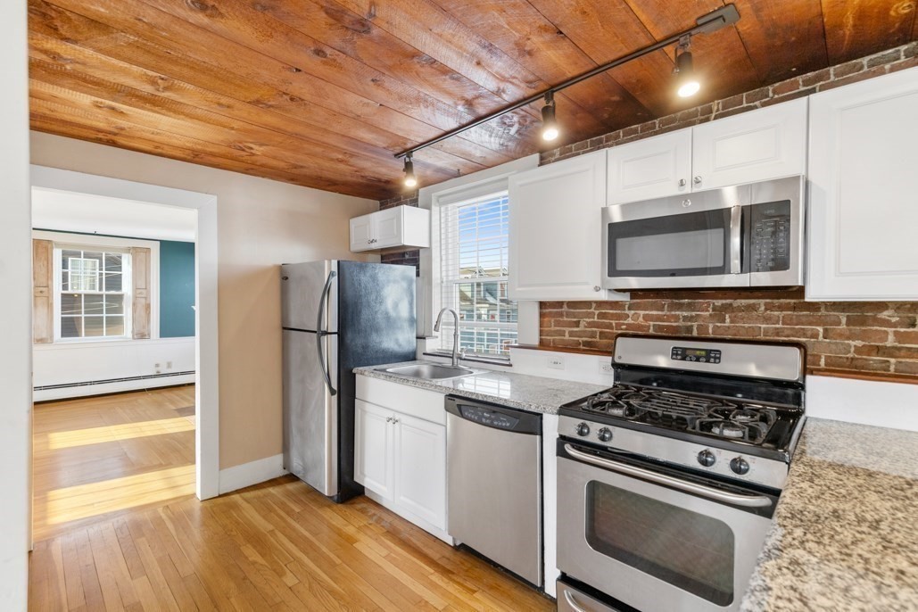 14 Mall Street Unit B, Salem, MA 01970 - Image 10