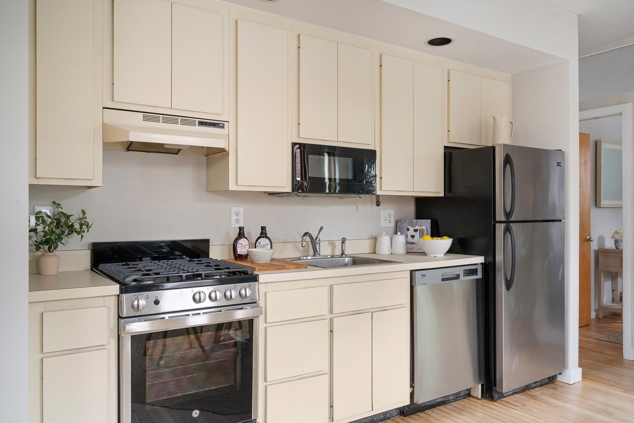 18 Upland Rd Unit 1, Cambridge, MA 02138 - Image 9