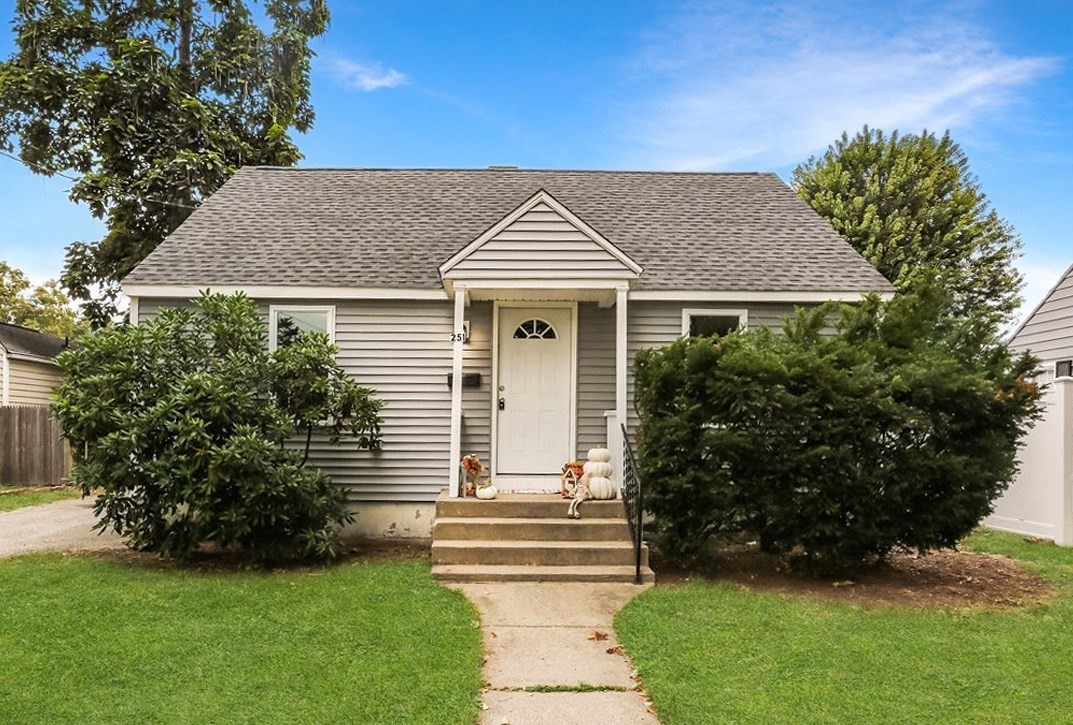 251 Edendale St, Springfield, MA 01104 - Image 1
