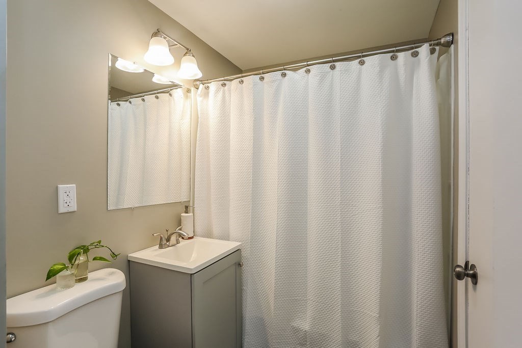 251 Edendale St, Springfield, MA 01104 - Image 13