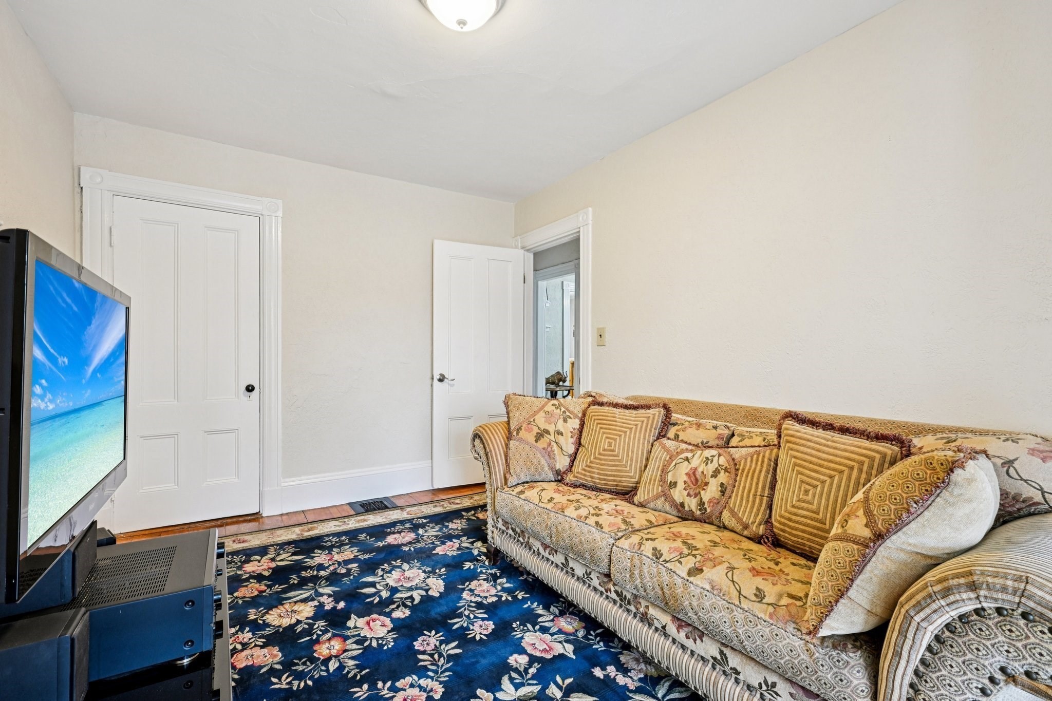 327 Central Street, Saugus, MA 01906 - Image 17