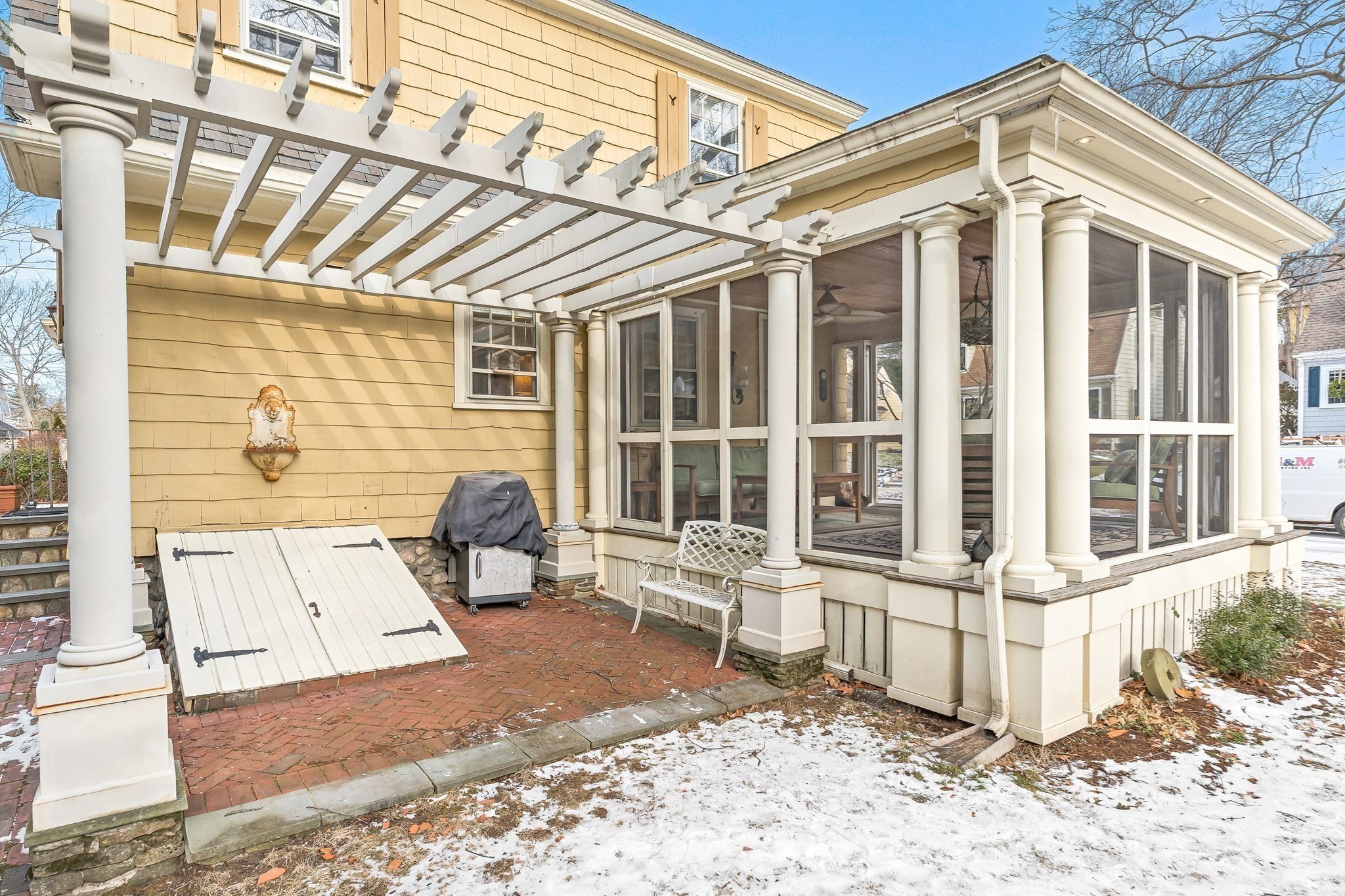 89 Lovell Rd, Melrose, MA 02176