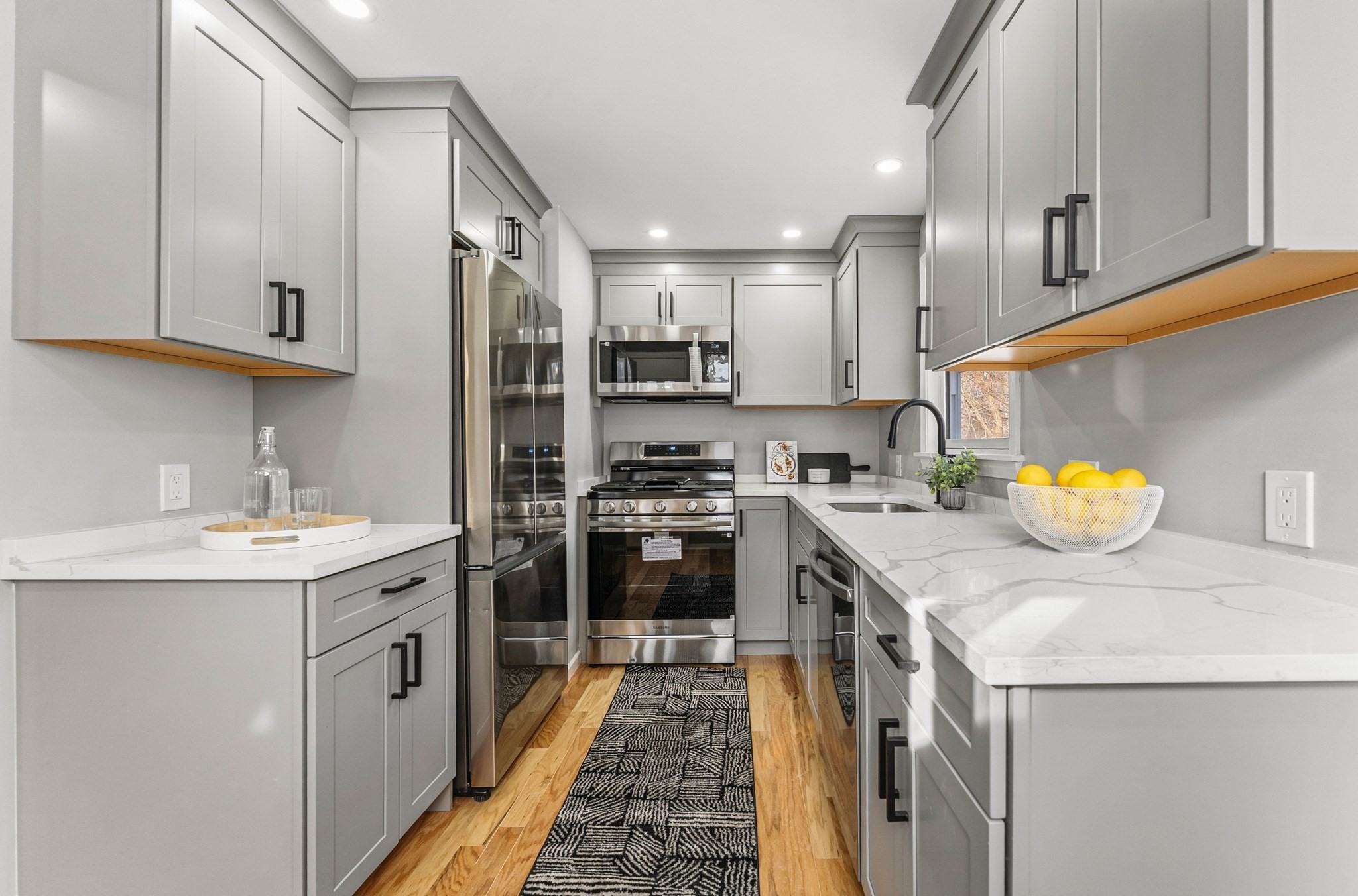 10 Van Brunt St, Hyde Park, Boston, MA 02136 - Image 7