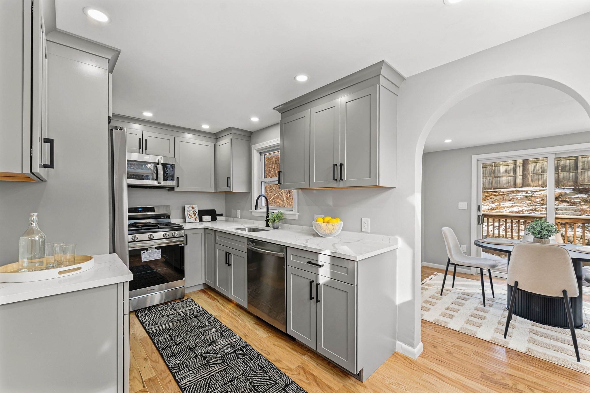 10 Van Brunt St, Hyde Park, Boston, MA 02136 - Image 8