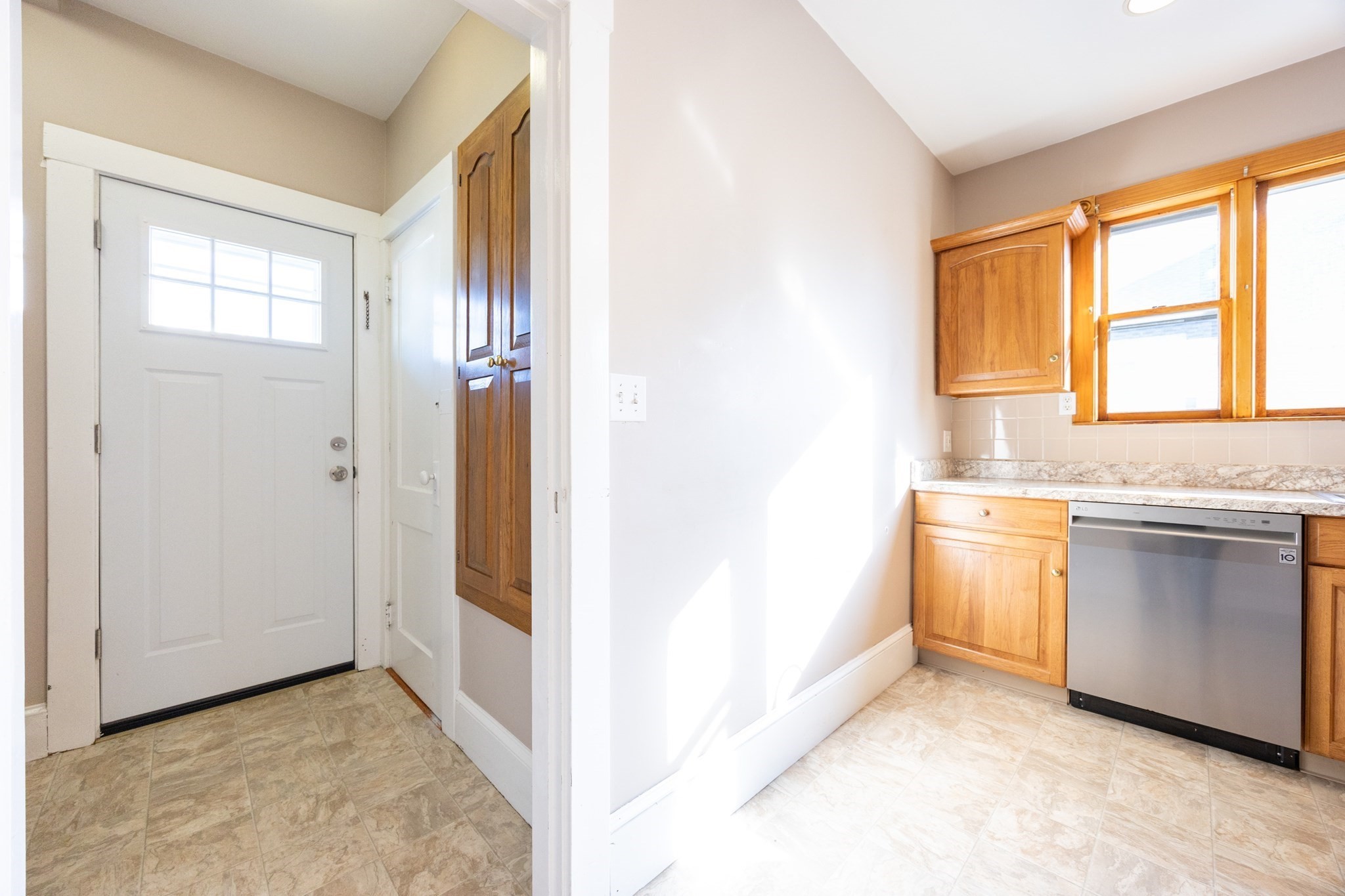 9 Saint James Road, Medford, MA 02155 - Image 9