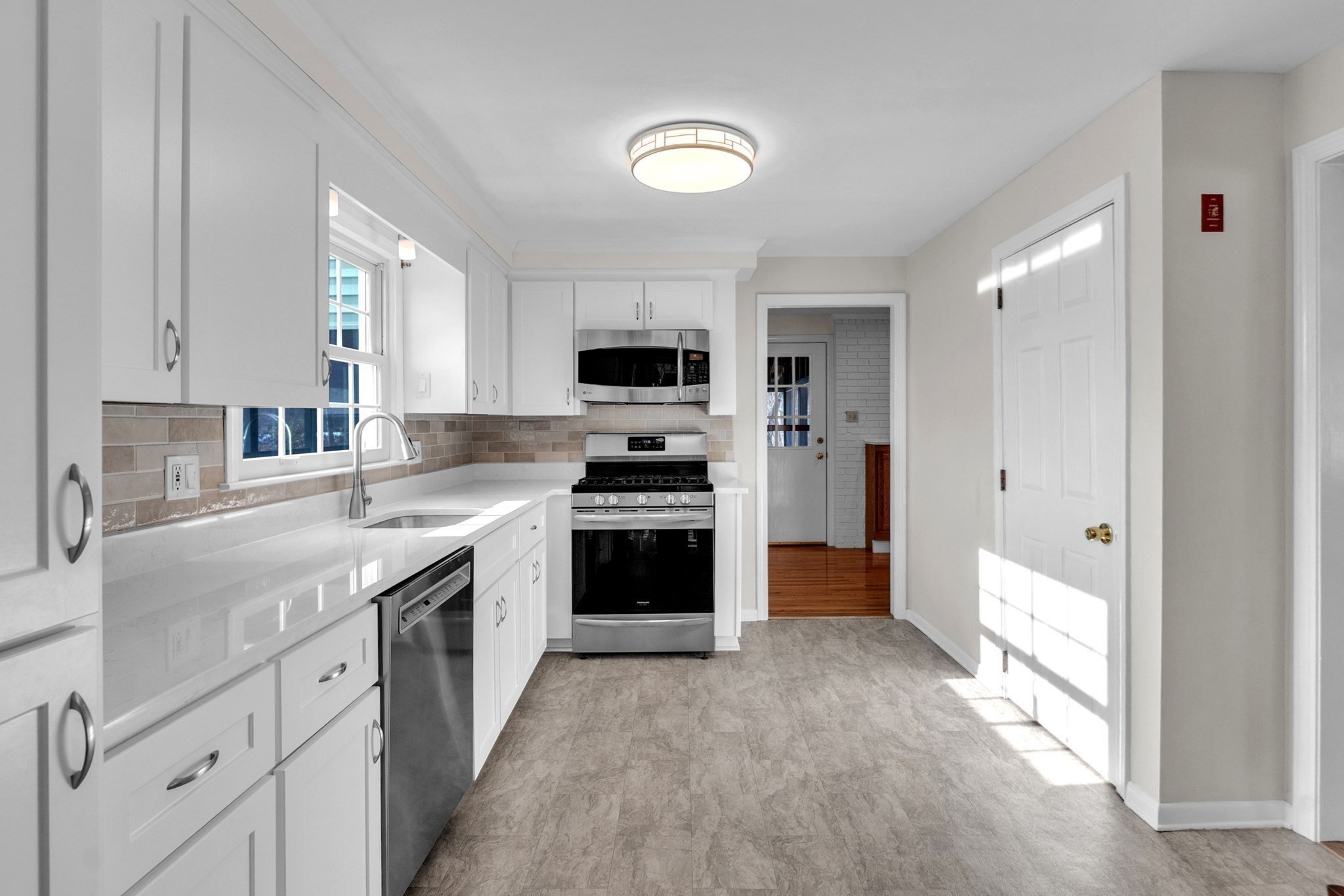 36 Cider Mill Road, Framingham, MA 01701 - Image 13