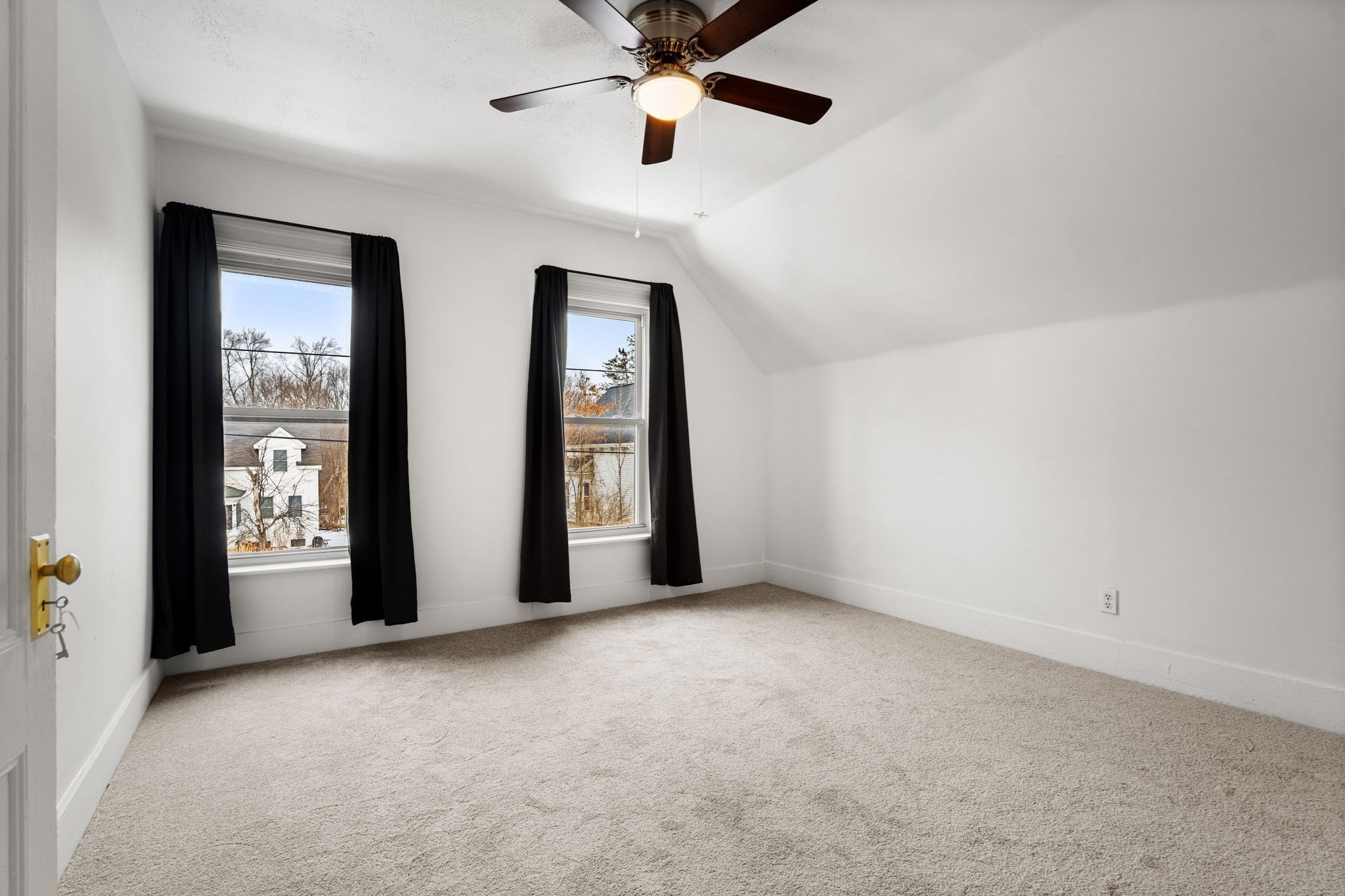 77 Race St, Haverhill, MA 01830 - Image 26