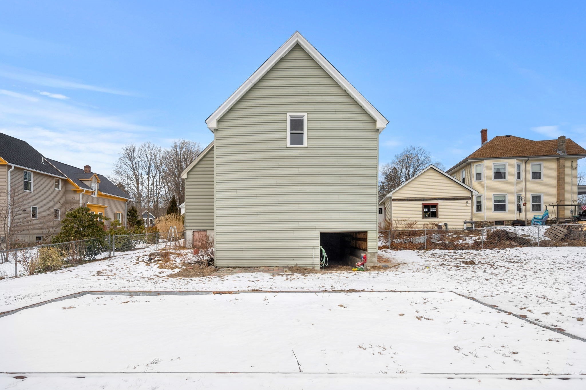 77 Race St, Haverhill, MA 01830 - Image 40