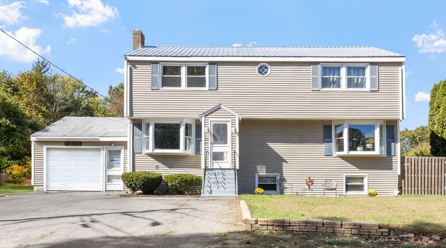 229 Washington Terrace, Whitman, MA 02383 - Image 1