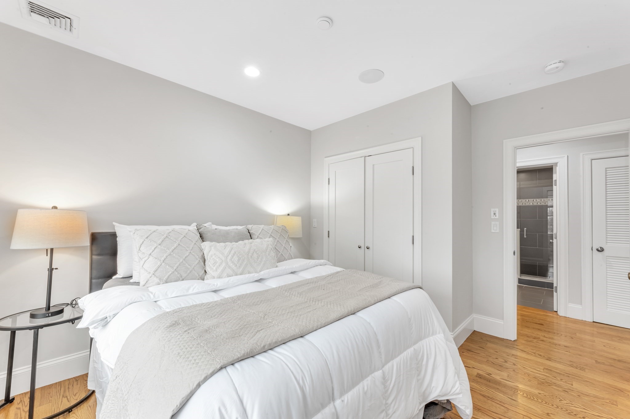 18 Robert Street Unit Unit 4, Roslindale, Boston, MA 02131 - Image 16