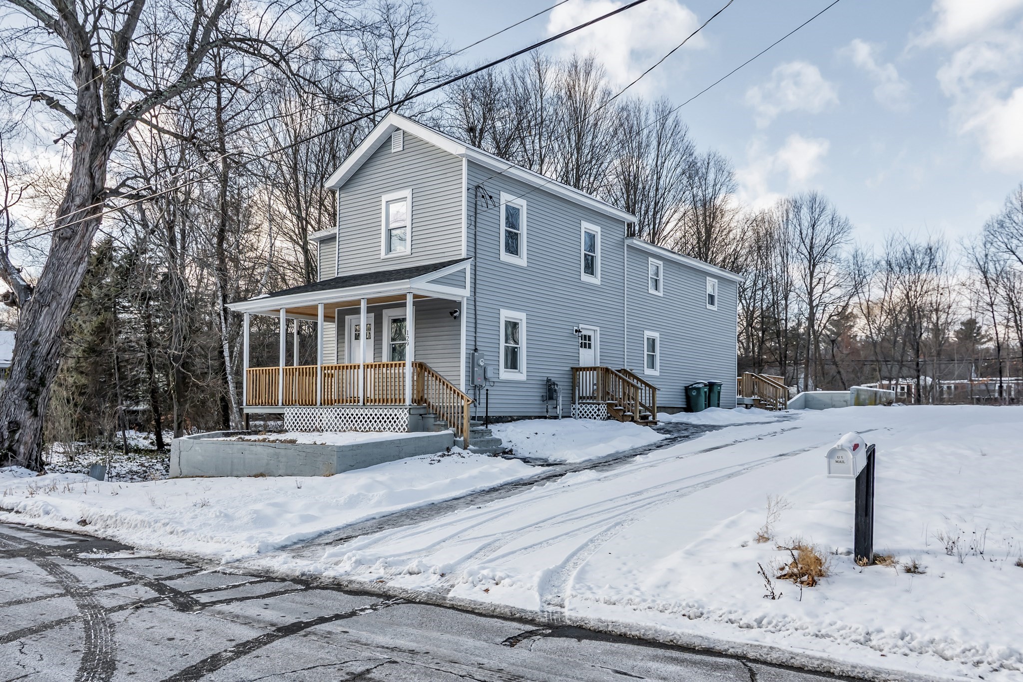 129 Buttrick Ave, Fitchburg, MA 01420 - Image 1
