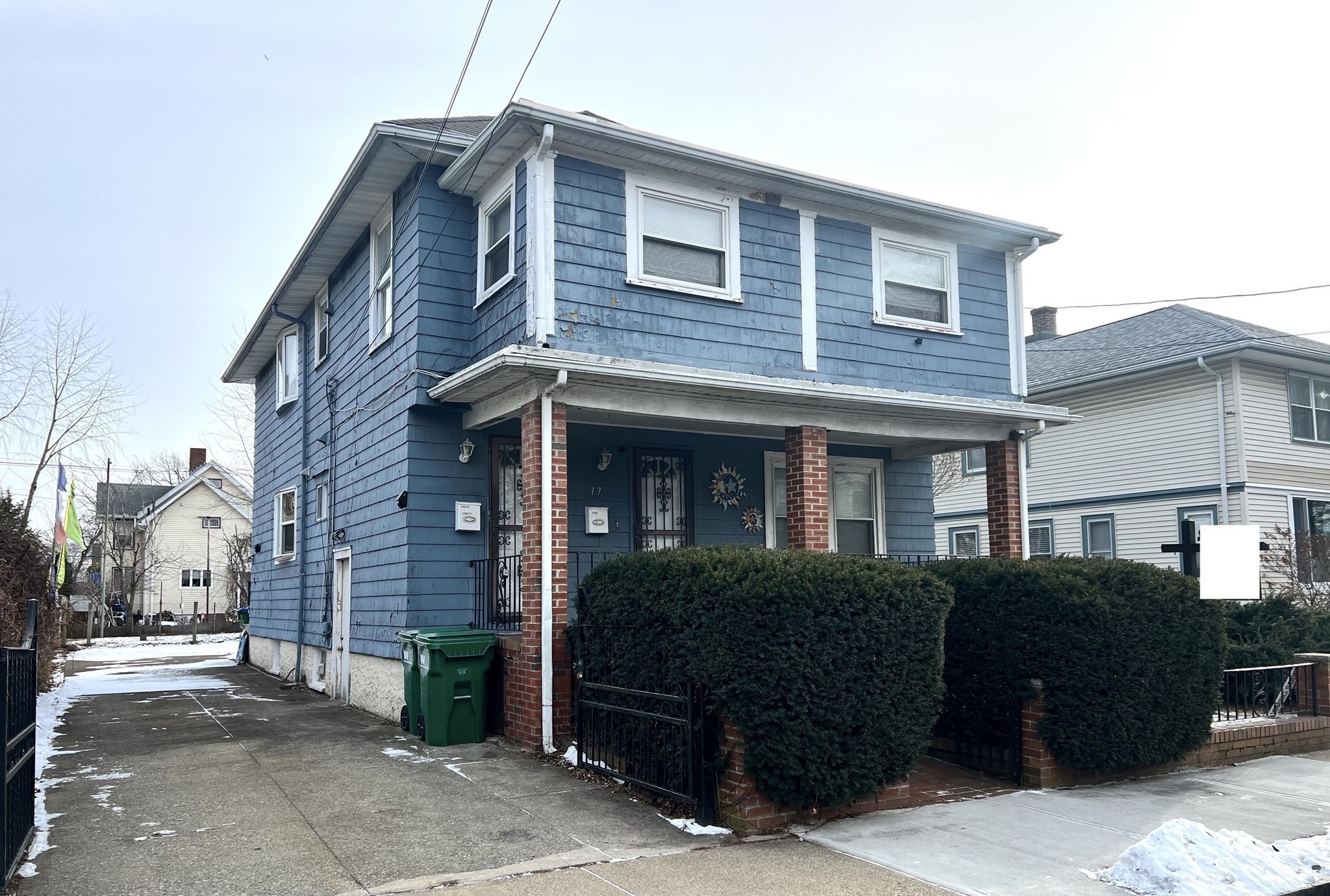 17 Abbott St, Medford, MA 02155