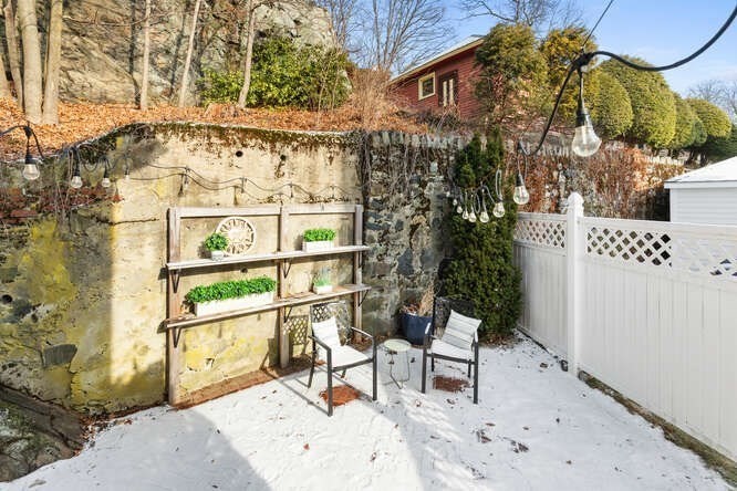 15 Maple St, Melrose, MA 02176 - Image 29