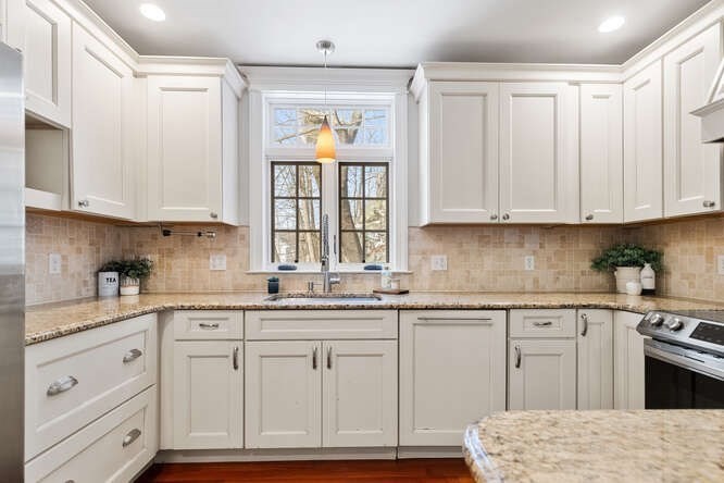 15 Maple St, Melrose, MA 02176 - Image 8