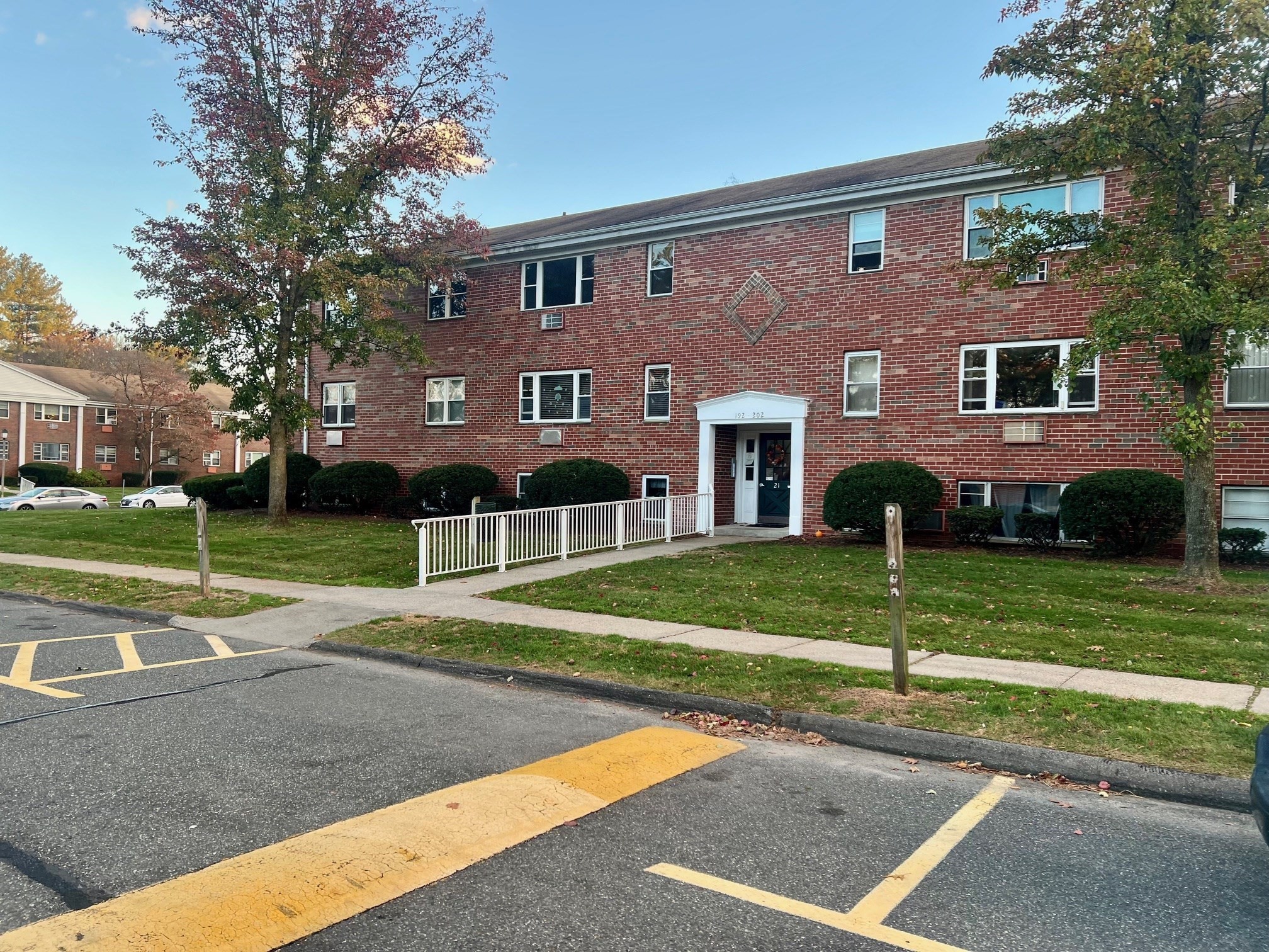 192 Regency Park Dr Unit 192, Agawam, MA 01001 - Image 2