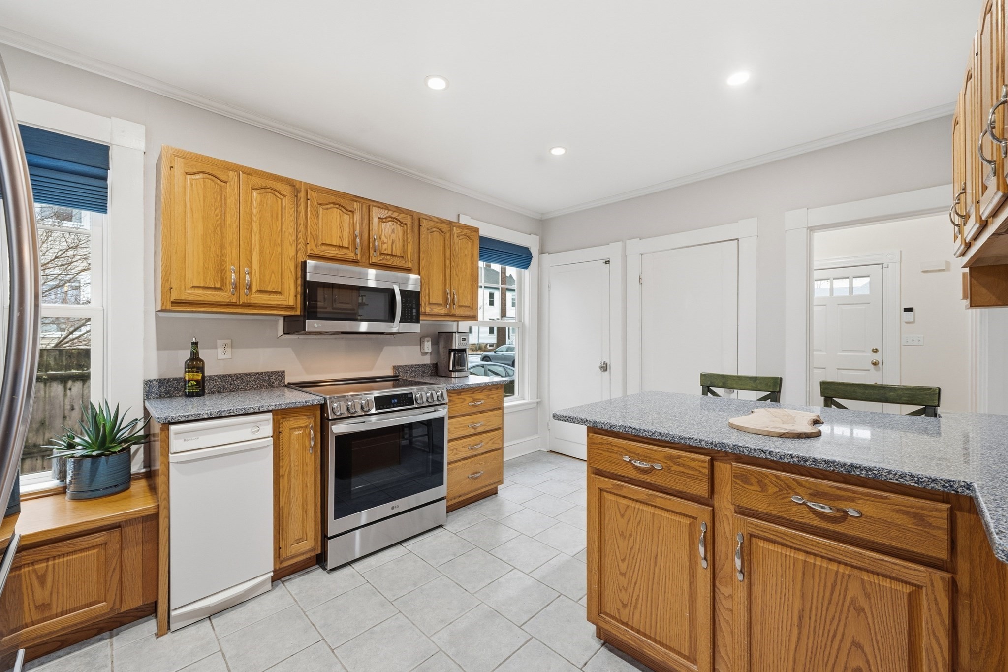 14 Harrison Ave, Beverly, MA 01915 - Image 7