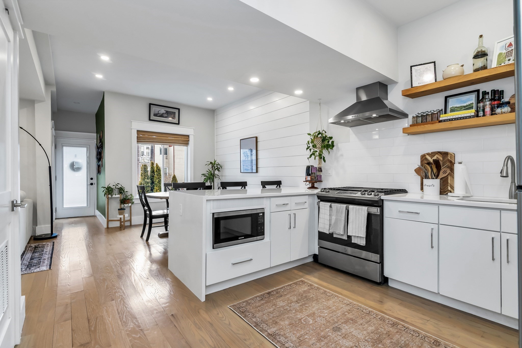 215 Maverick Unit 2, East Boston, Boston, MA 02128 - Image 3