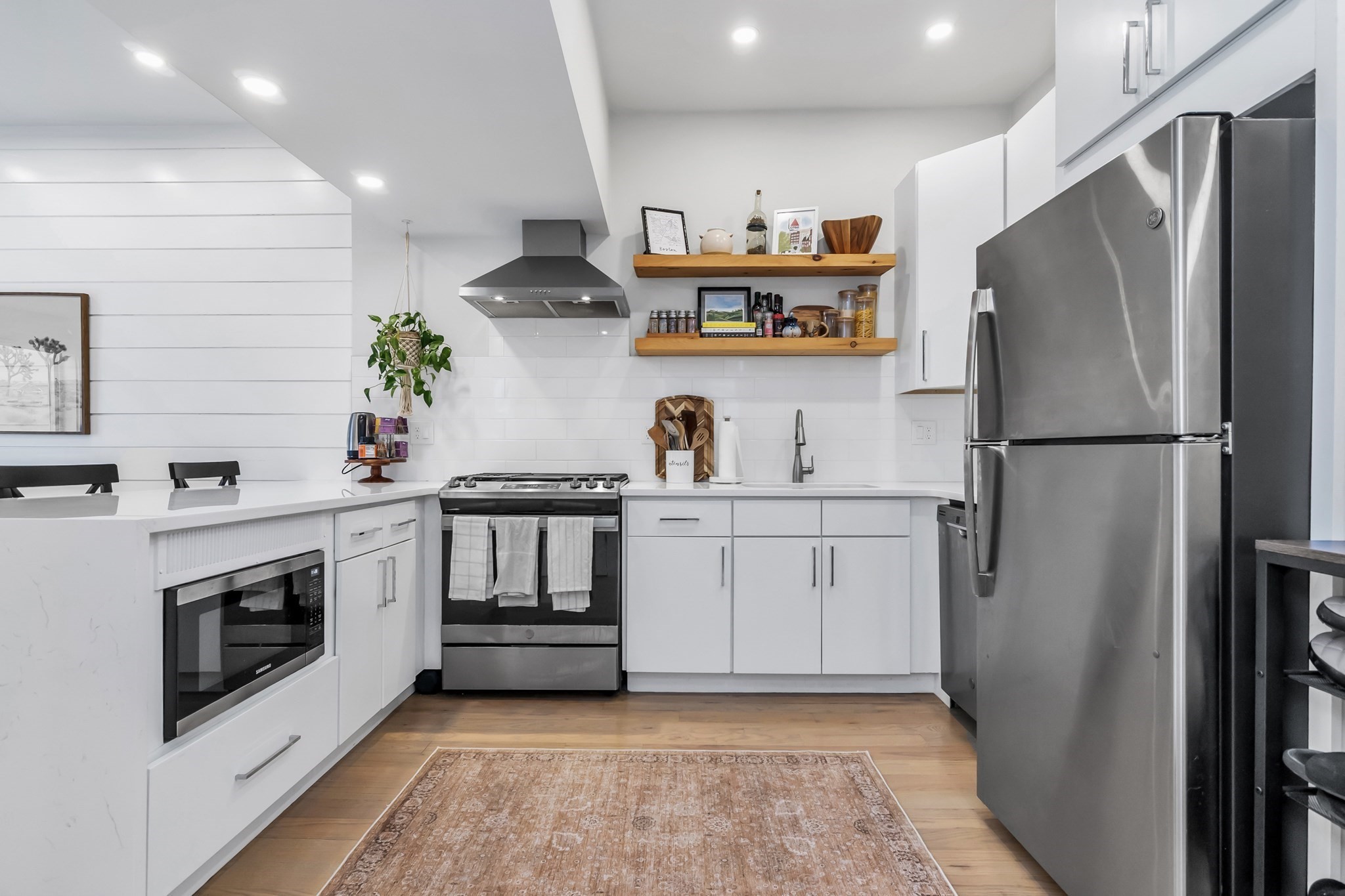 215 Maverick Unit 2, East Boston, Boston, MA 02128 - Image 4