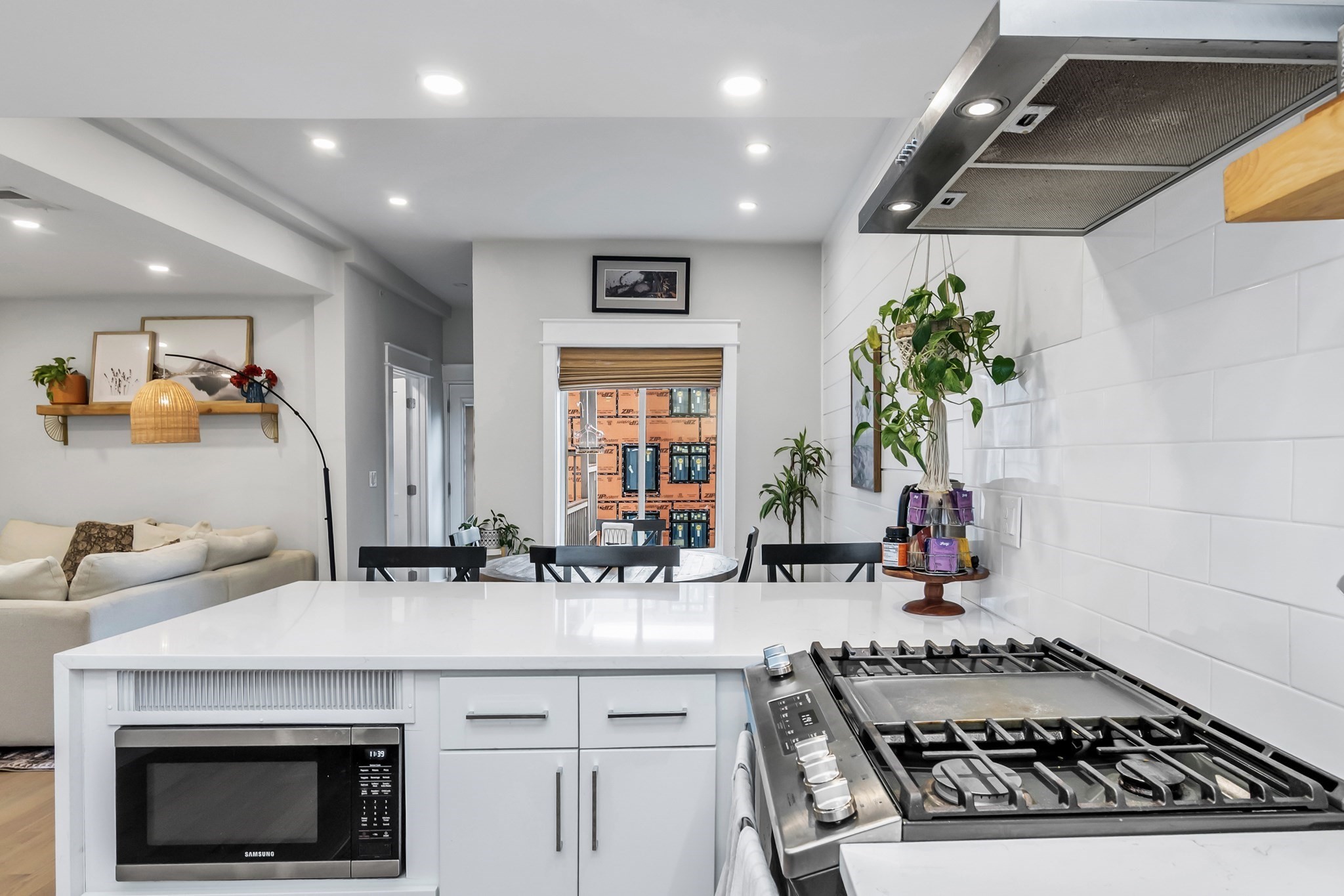 215 Maverick Unit 2, East Boston, Boston, MA 02128 - Image 5