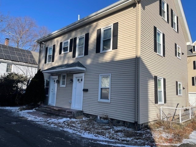 10 Naviens Ln Unit 1, Waltham, MA 02453