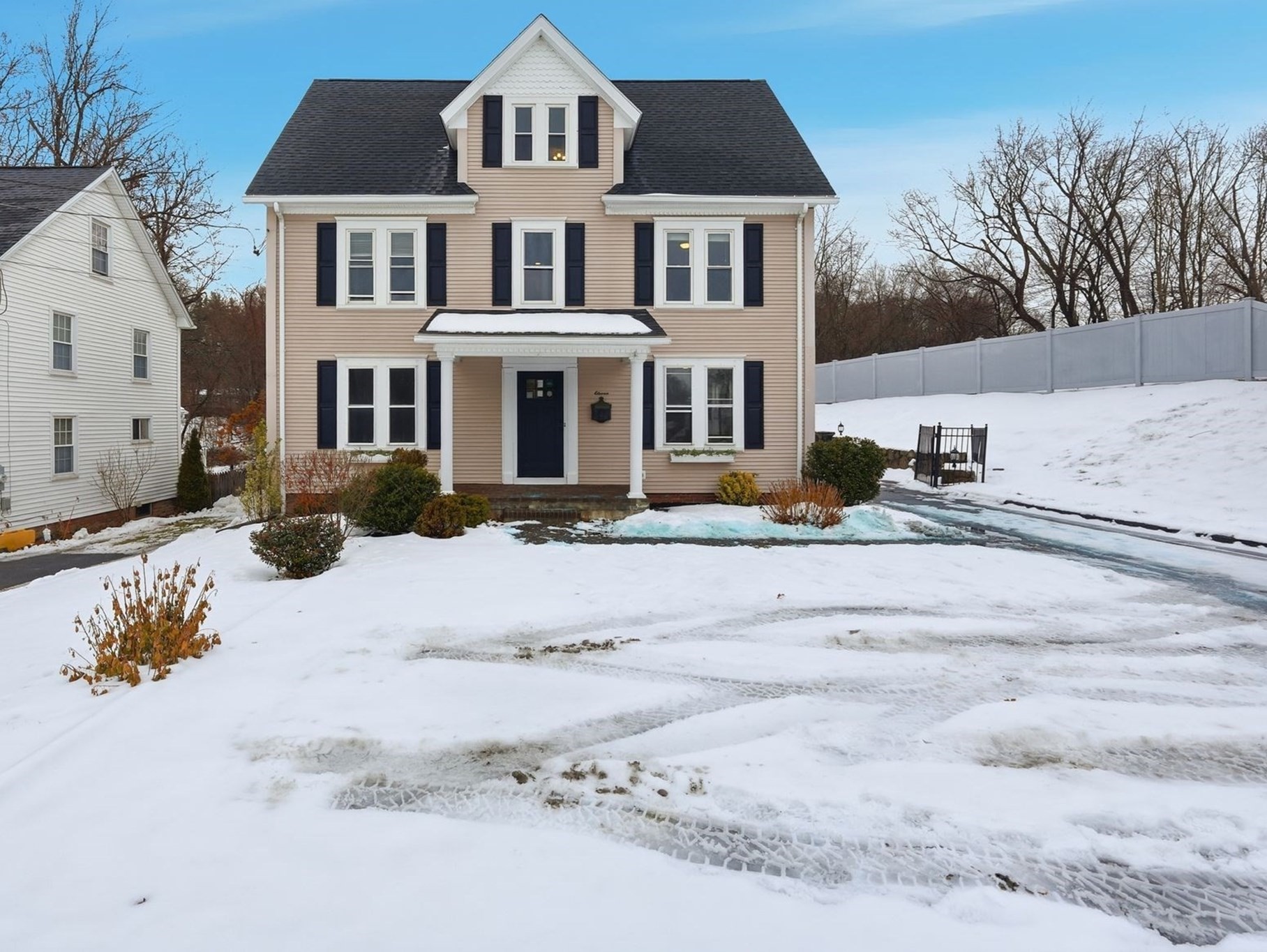 11 Hadley St, South Hadley, MA 01075 - Image 1