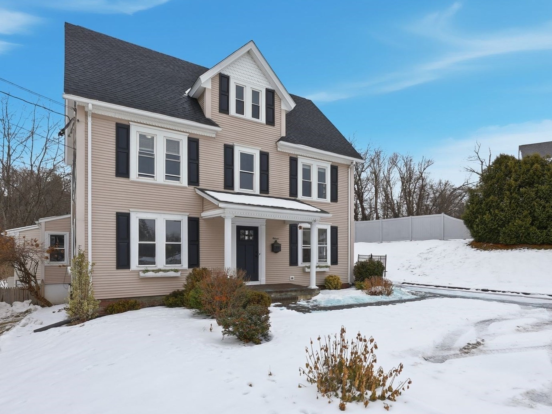 11 Hadley St, South Hadley, MA 01075 - Image 2