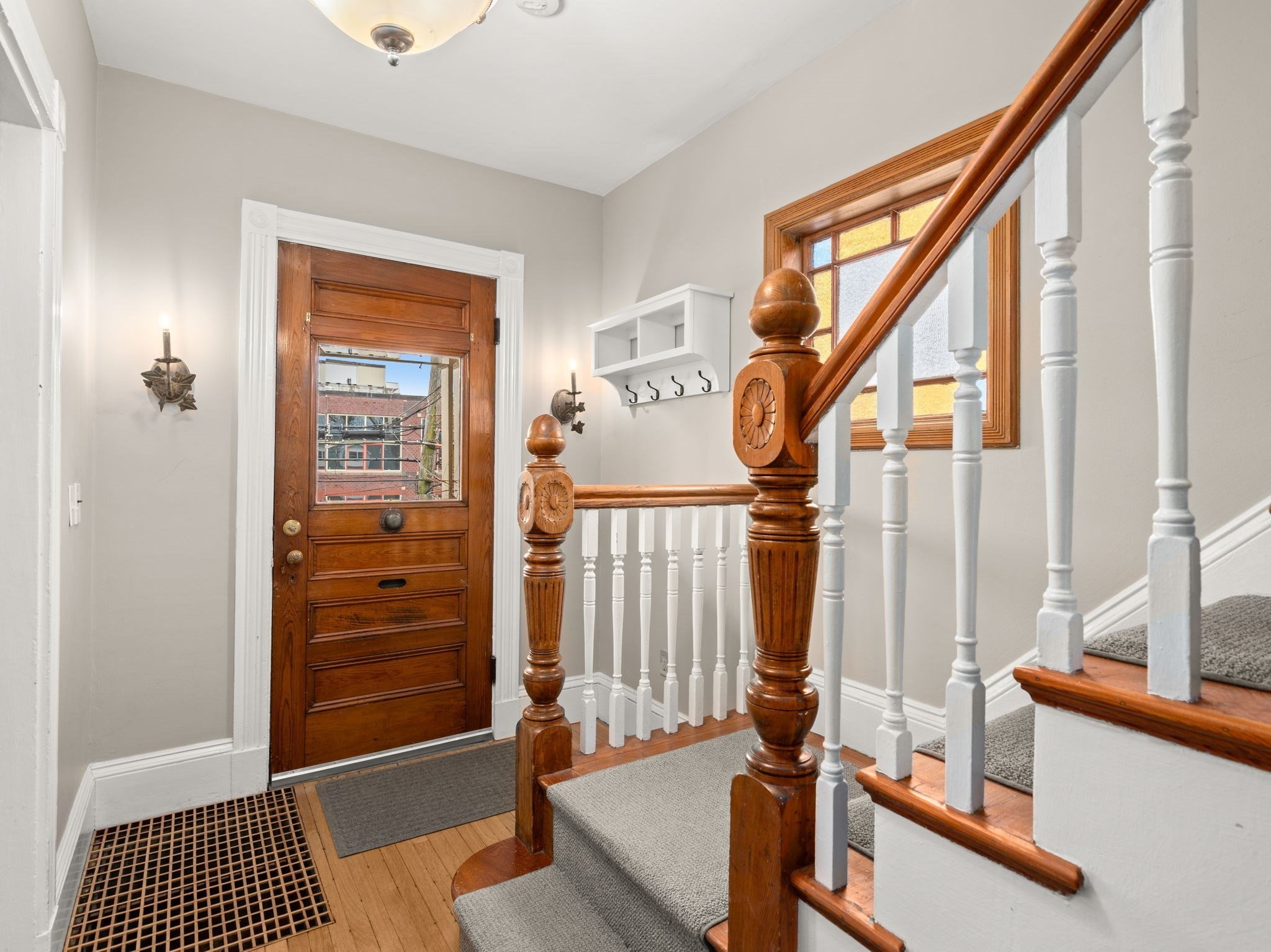 21 Raymond Ave, Somerville, MA 02144 - Image 2