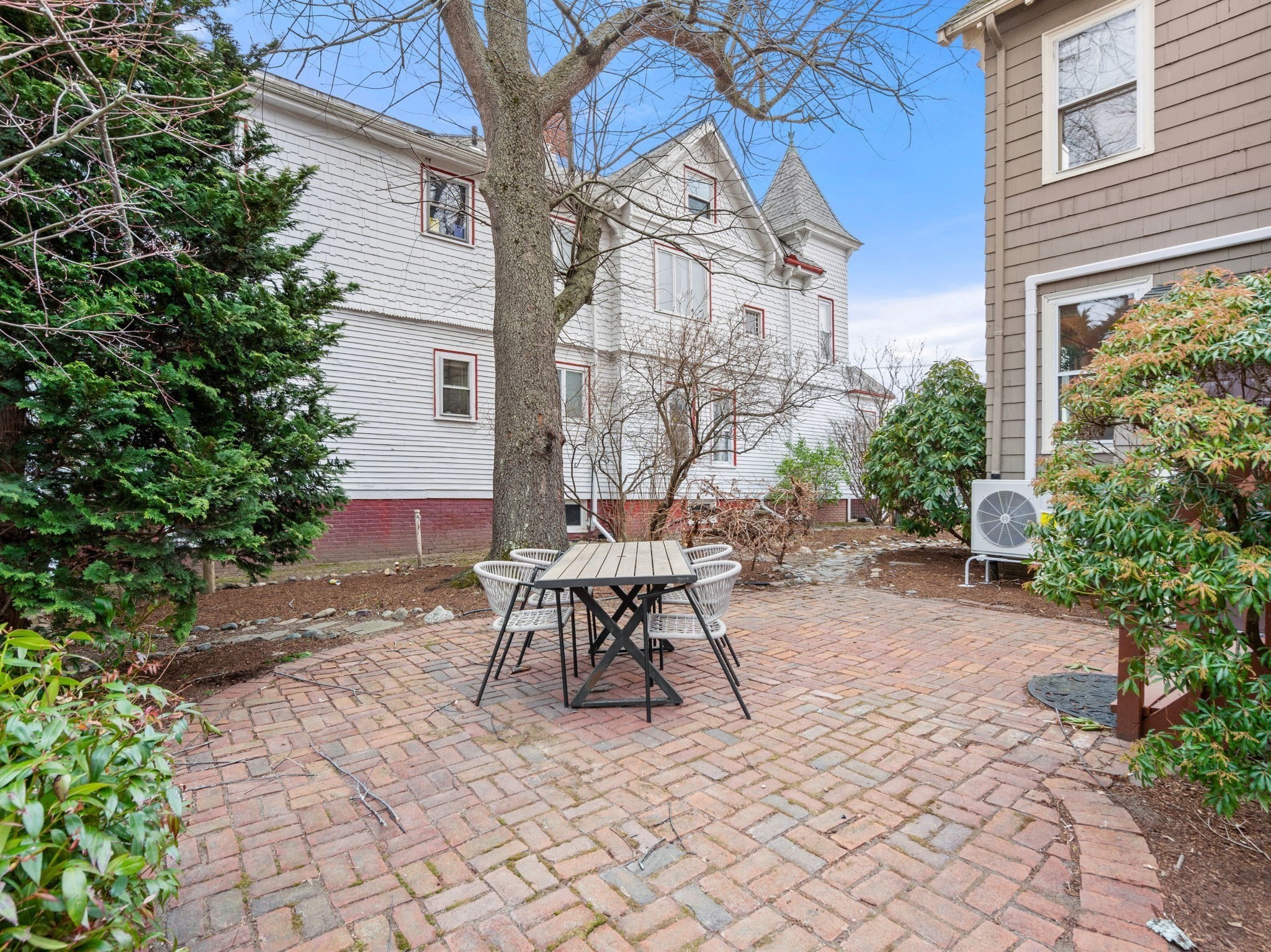 21 Raymond Ave, Somerville, MA 02144 - Image 27
