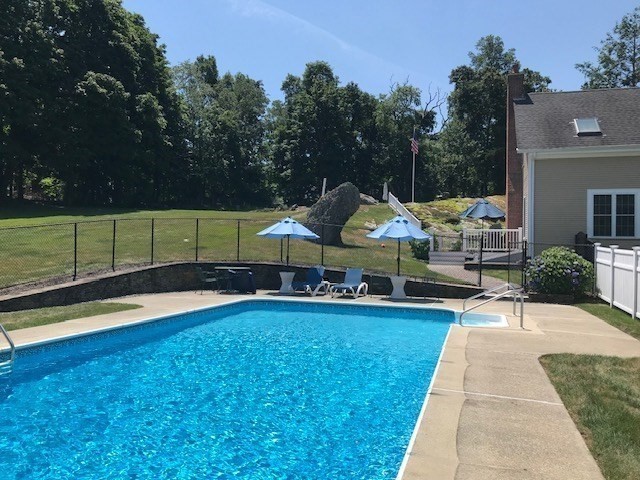 692 Elm St, Somerset, MA 02726 - Image 38