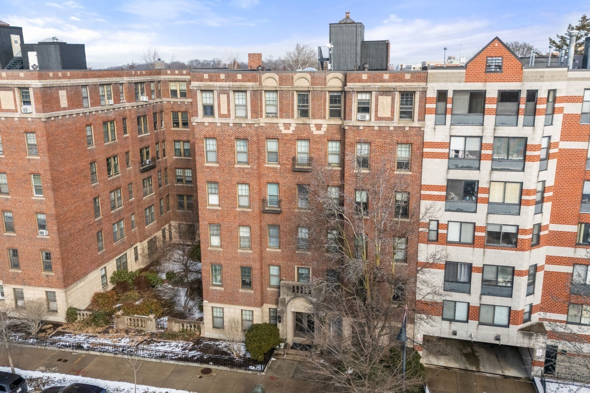 1945 Commonwealth Avenue Unit 4, Boston College, Boston, MA 02135 - Image 39