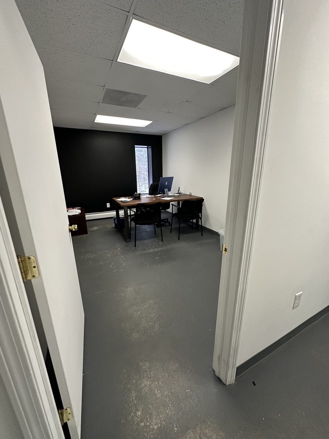 154 Center St, Groveland, MA 01834