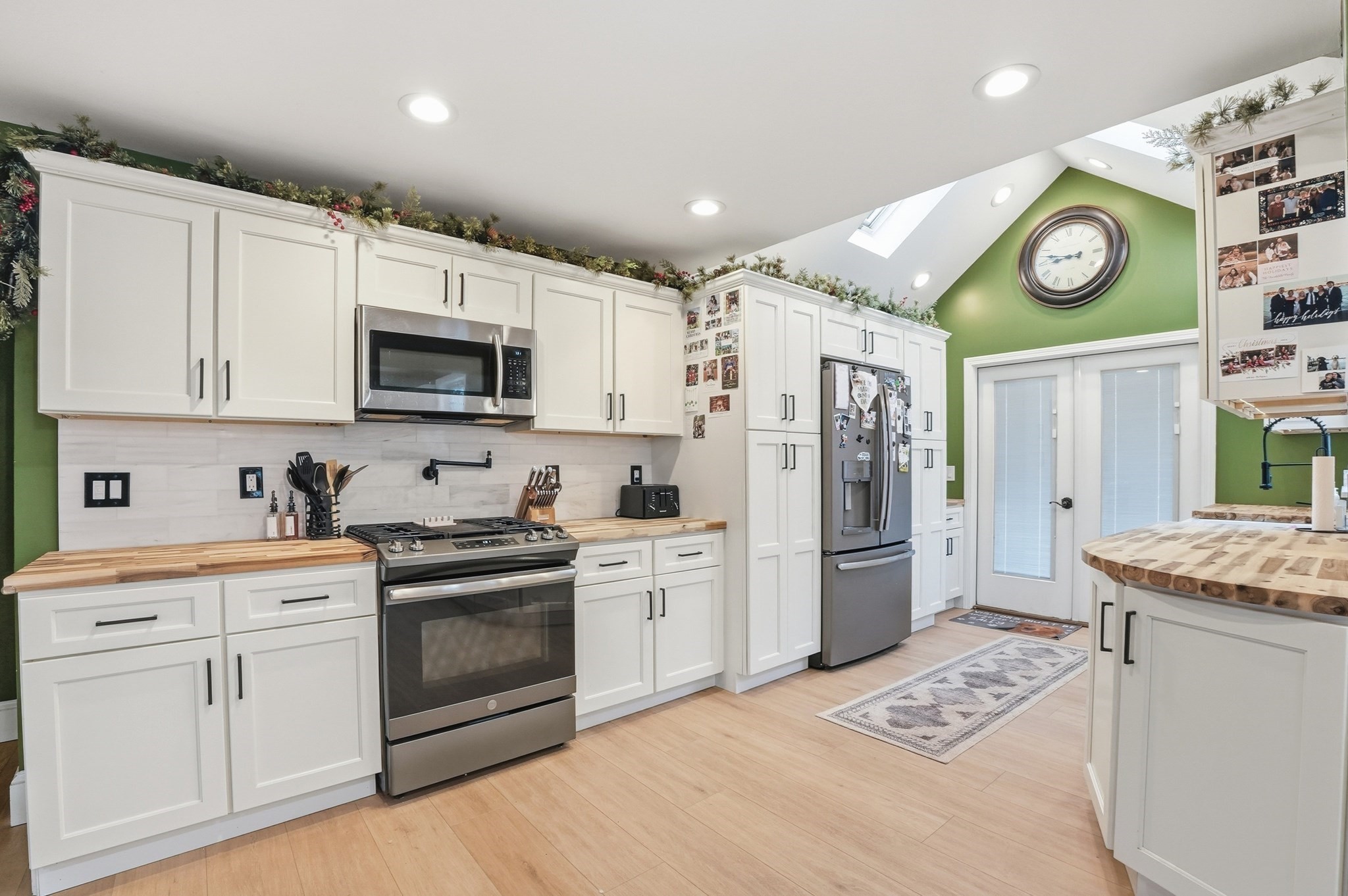 98 Cliffe Ave, Swansea, MA 02777 - Image 5