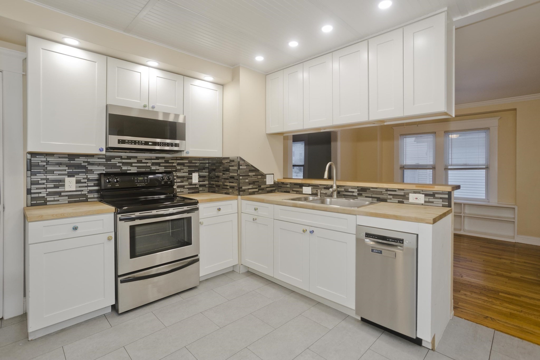 53 Warren Street, West Springfield, MA 01089 - Image 10