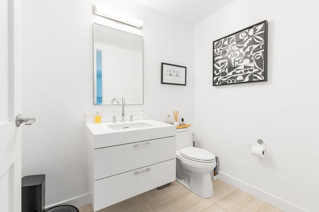 300 Pier 4 Blvd Unit 8A, Seaport, Boston, MA 02210 - Image 21