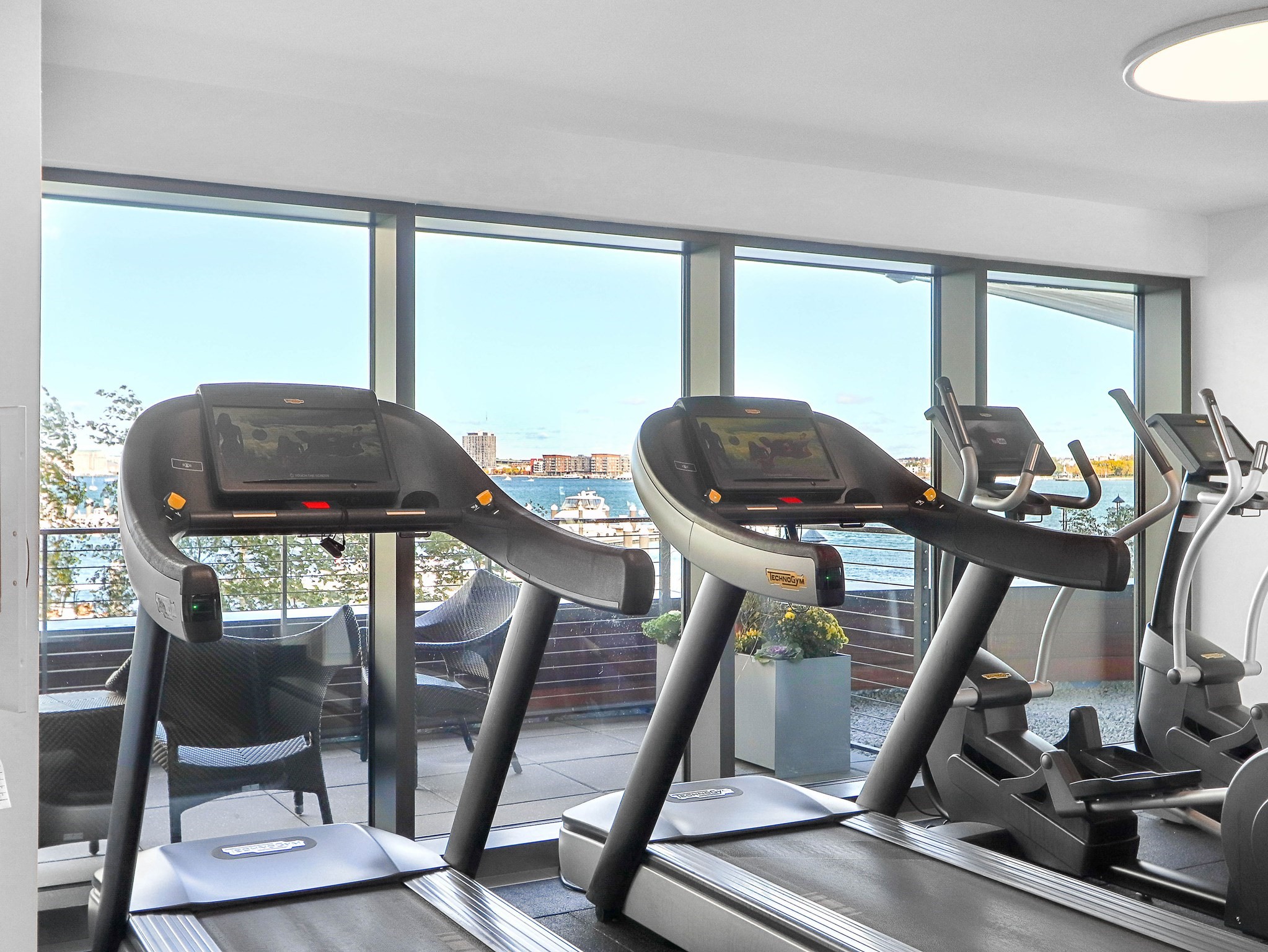 300 Pier 4 Blvd Unit 8A, Seaport, Boston, MA 02210 - Image 28