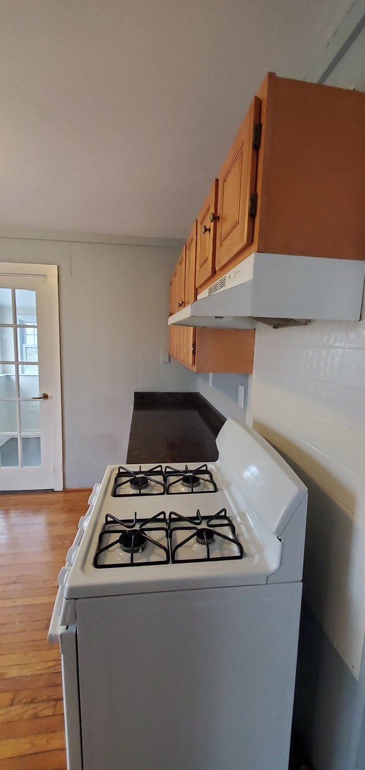 13 Ash St, Quincy, MA 02171 - Image 8