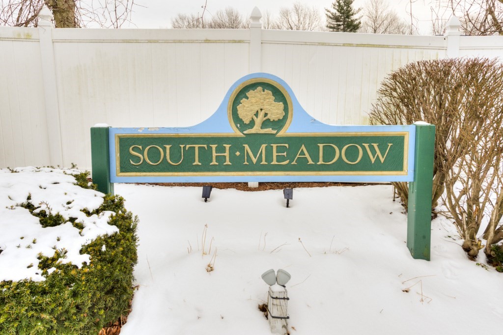 65 Brookdale Cir Unit 65, Shrewsbury, MA 01545