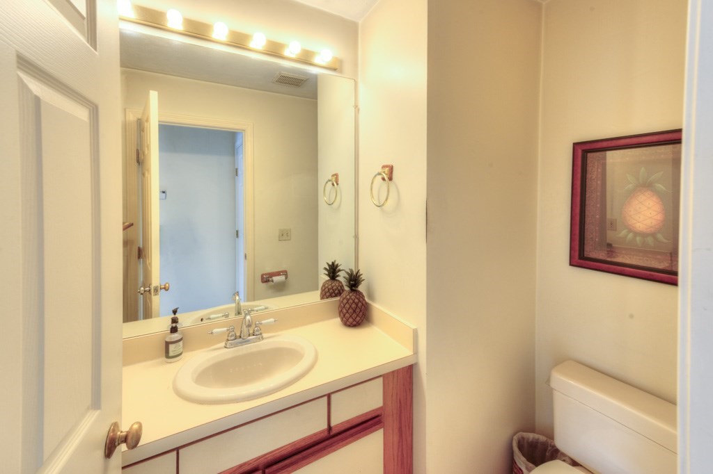 65 Brookdale Cir Unit 65, Shrewsbury, MA 01545 - Image 11