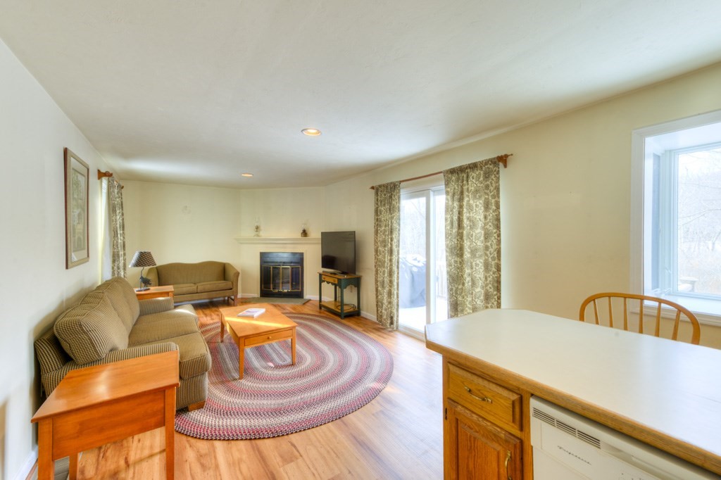 65 Brookdale Cir Unit 65, Shrewsbury, MA 01545 - Image 13