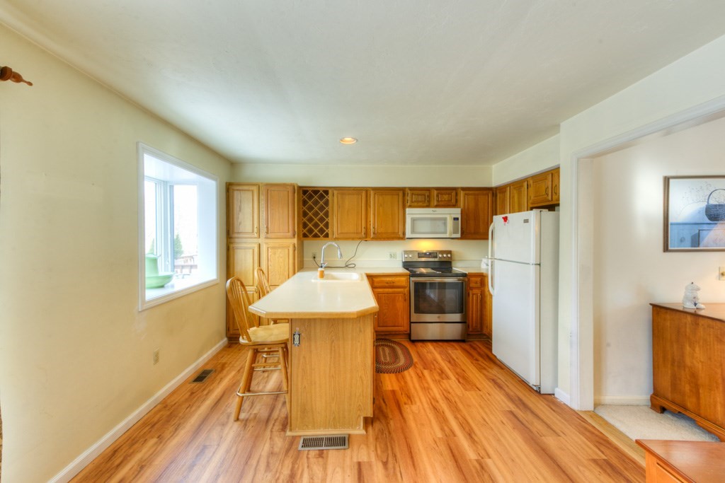 65 Brookdale Cir Unit 65, Shrewsbury, MA 01545 - Image 19