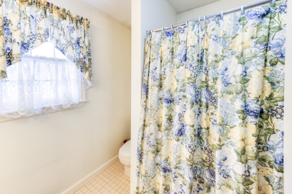 65 Brookdale Cir Unit 65, Shrewsbury, MA 01545 - Image 25