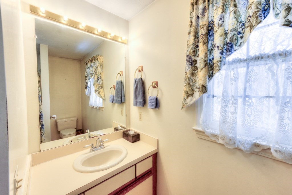 65 Brookdale Cir Unit 65, Shrewsbury, MA 01545 - Image 26