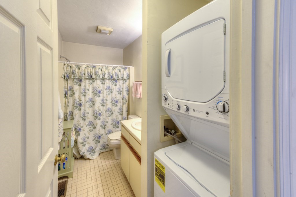 65 Brookdale Cir Unit 65, Shrewsbury, MA 01545 - Image 27